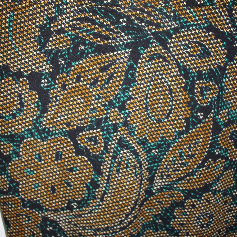 NWT LuLaRoe Pencil Cassie Skirt Paisley Print Lightweight Sz XL - Picture 4 of 4
